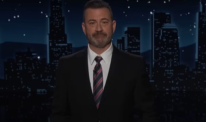 jimmy-kimmel-torna-in-tv-dopo-la-sospensione-per-le-parole-su-charlie-kirk-e-si-commuove.-e-a-trump-dice:-“ha-fatto-del-suo-meglio-per-cancellarmi”